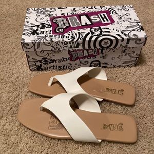 Cream thong sandals